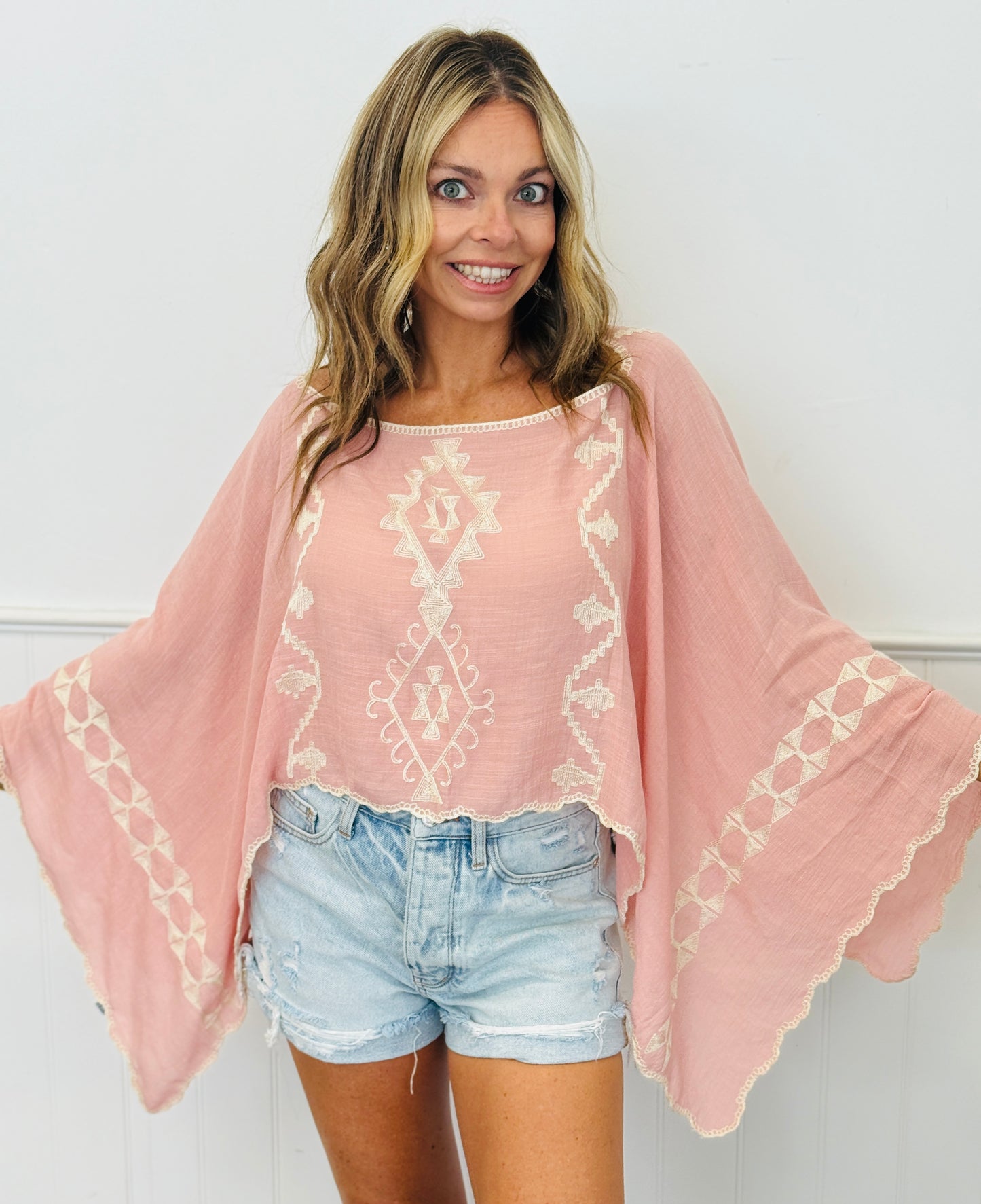Boho Embroidered Cropped Kaftan Top (2 Colors)