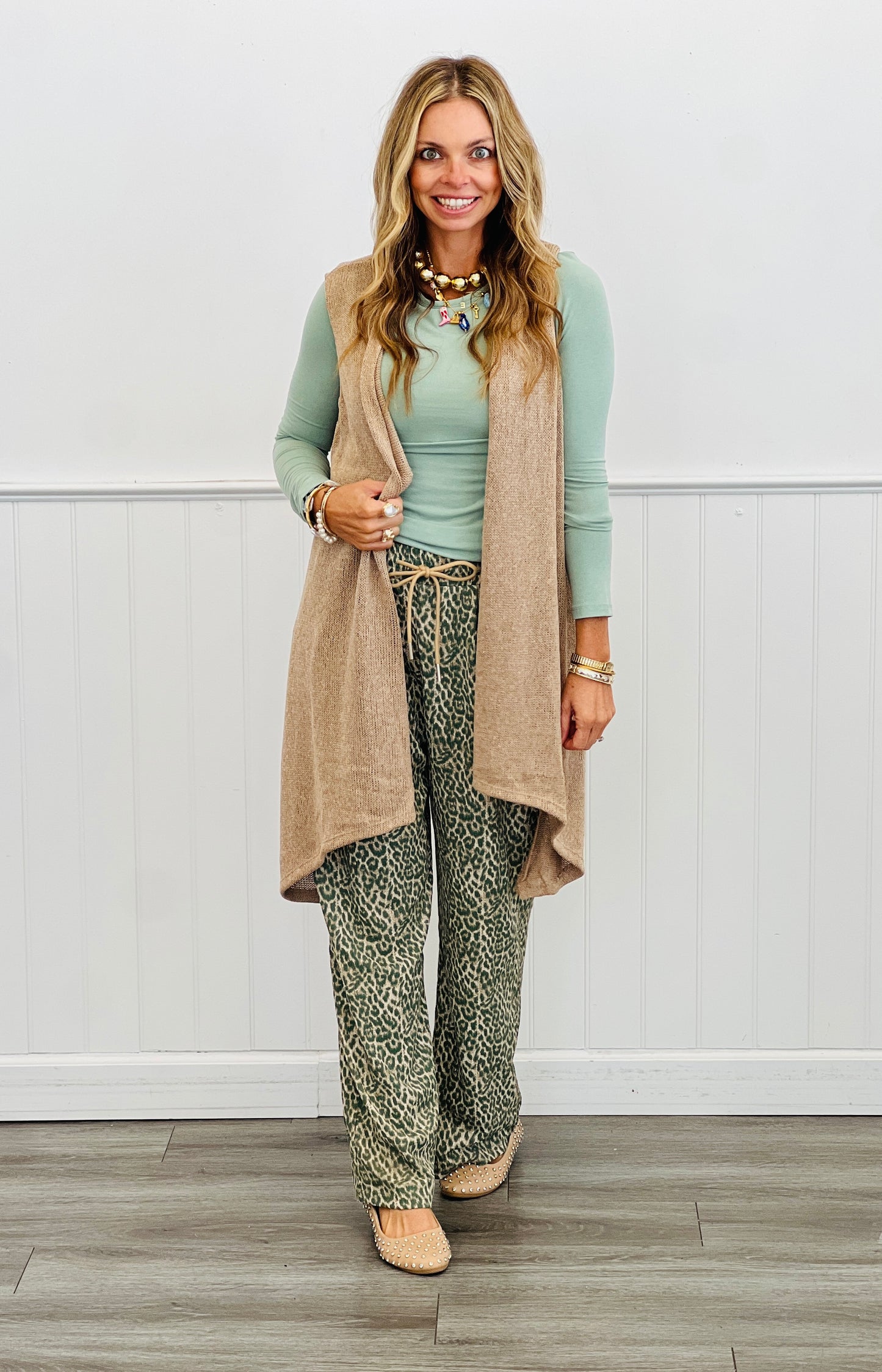 Dear Scarlett Cozy Sleeveless Vest (Reg. and Plus) - 6 Colors