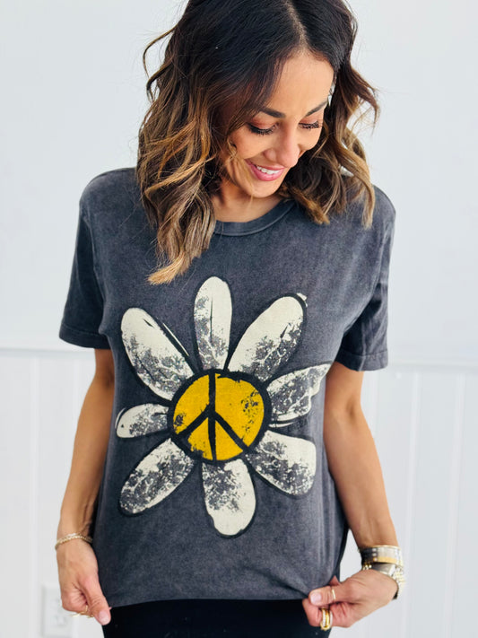 Dirty Daisy Vintage Graphic Tee (Reg. & Plus)