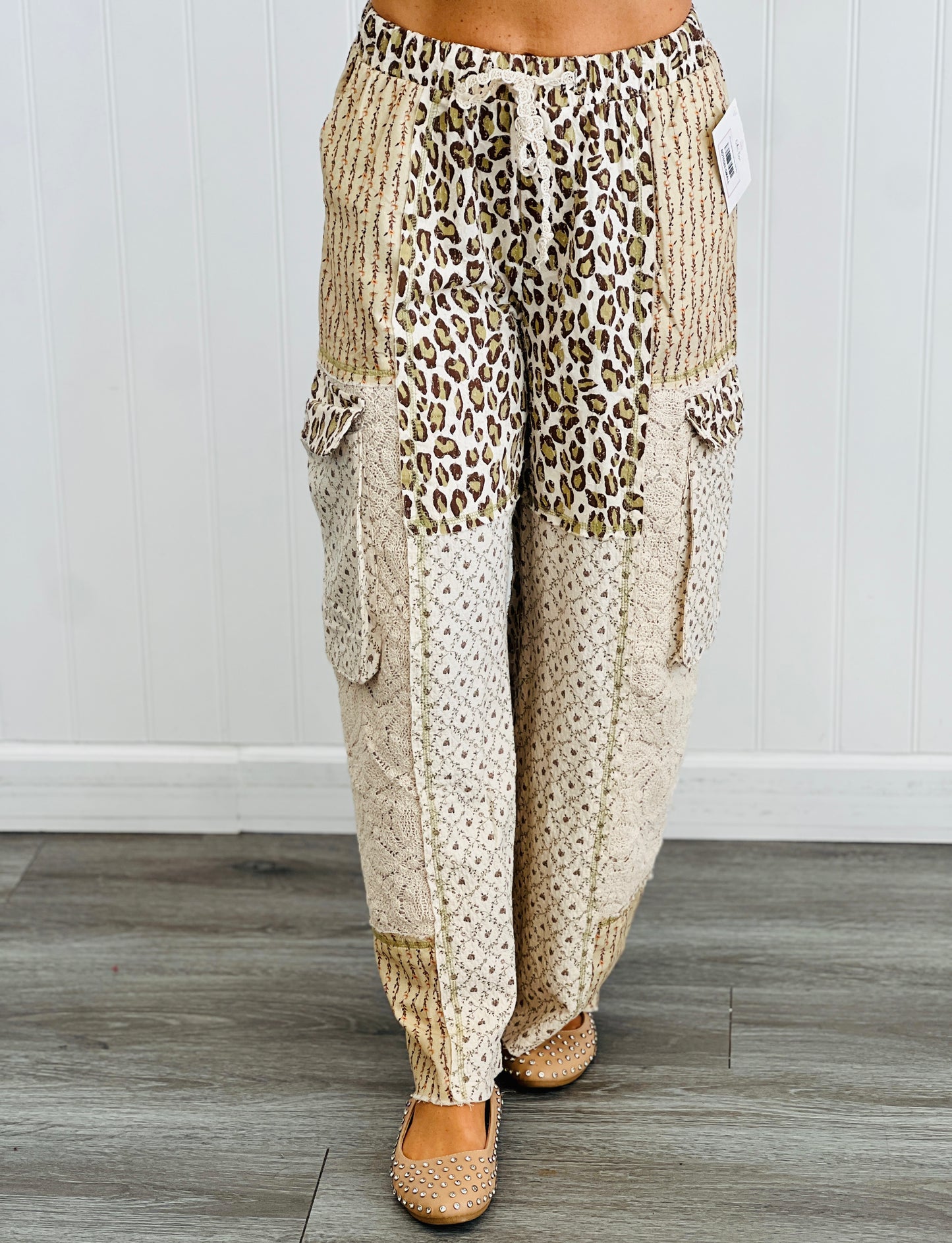 POL Cream Multi Mixed Prints Cargo Pants (Reg.)