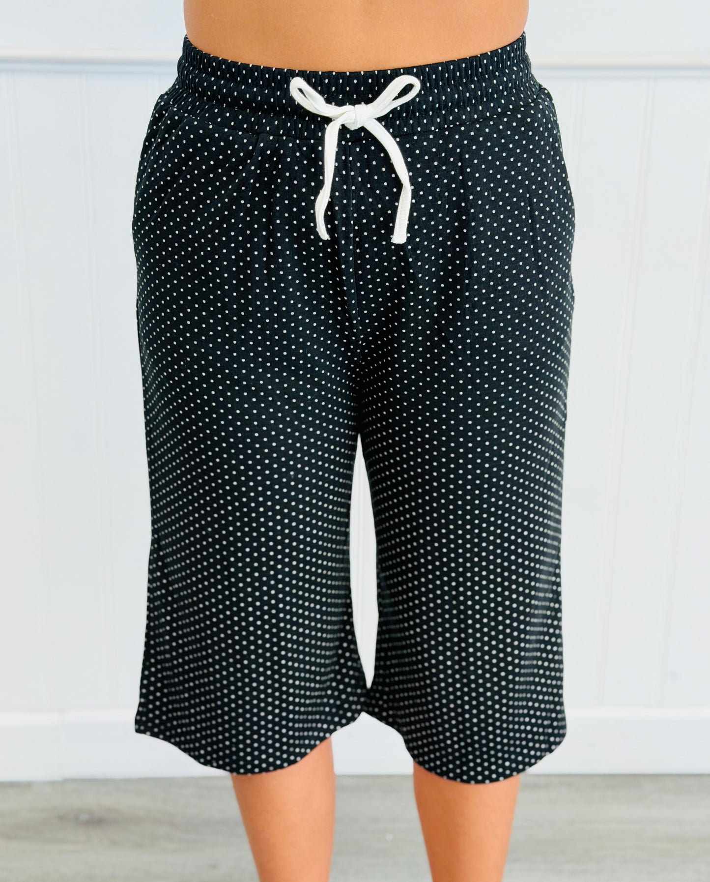 Black Polka Dot Top & Crop Pants Set (Reg.)