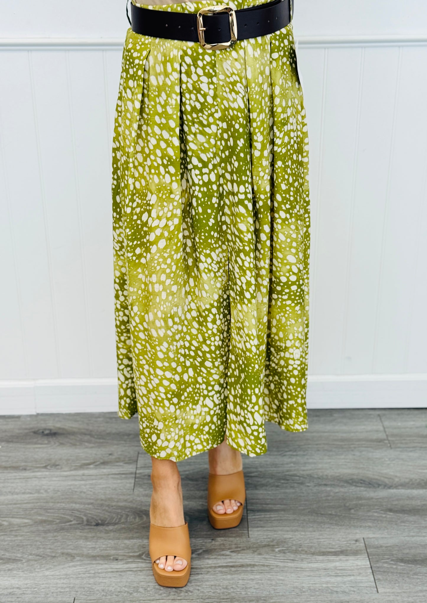 Green Deer Print Front Slit Midi Skirt (Reg.)