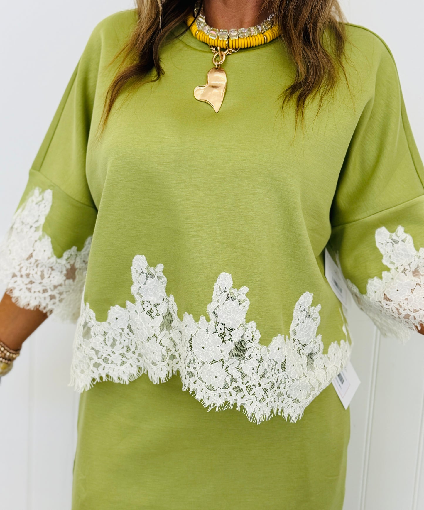 Scallop Lace Trim Pullover Top (Reg.)-4 Colors