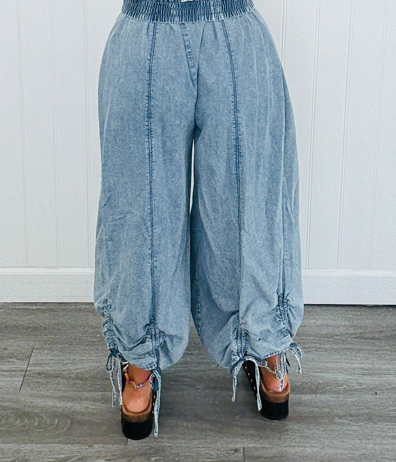 Denim Ruching Detail Pants (Reg.)