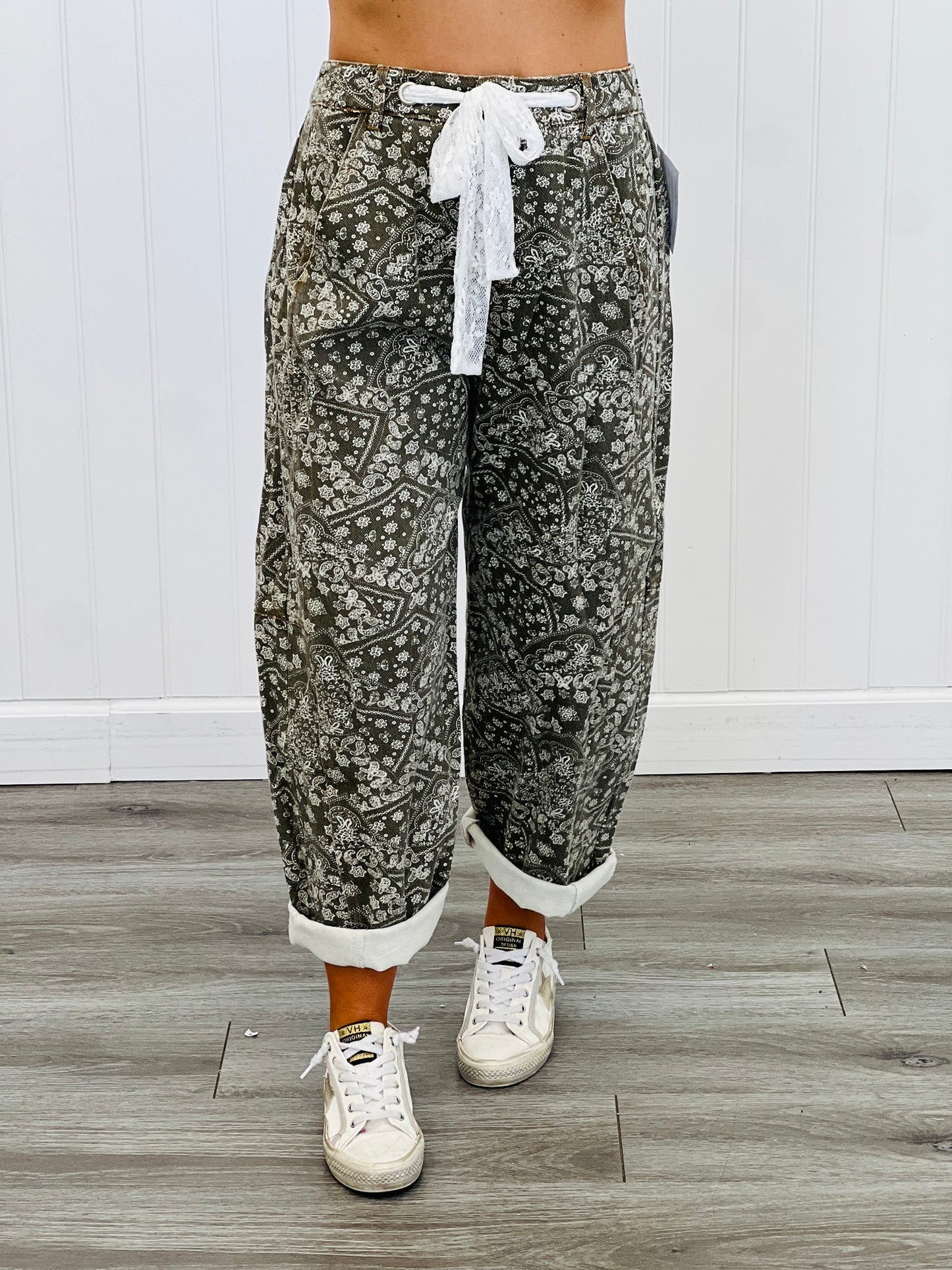 Washed Denim Paisley Printed Denim Pants (Reg. and Plus) - 2 Colors