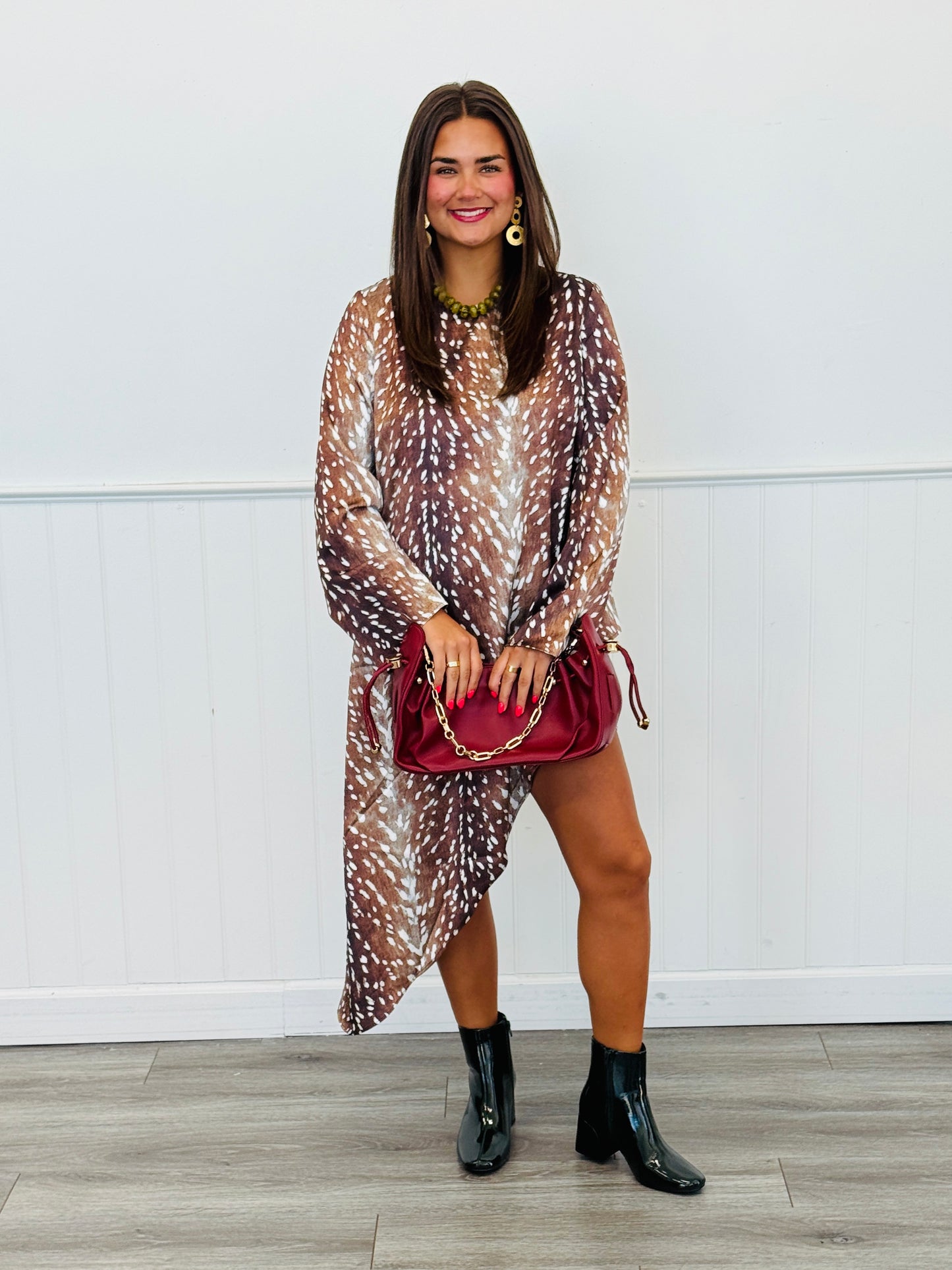 Deer Print Asymmetrical Tunic Top (Reg.)