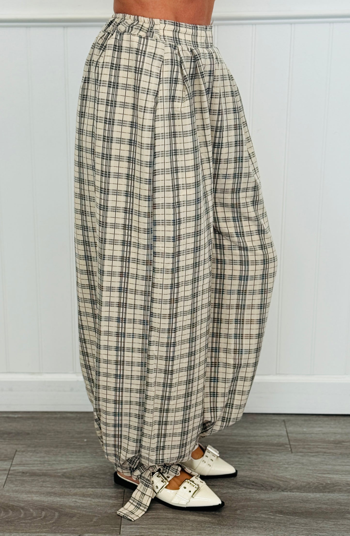 Cream Plaid Balloon Pants (Reg.)