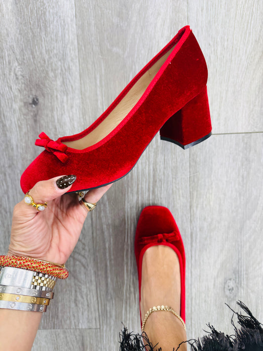 Red Tied Up With A Bow Heels