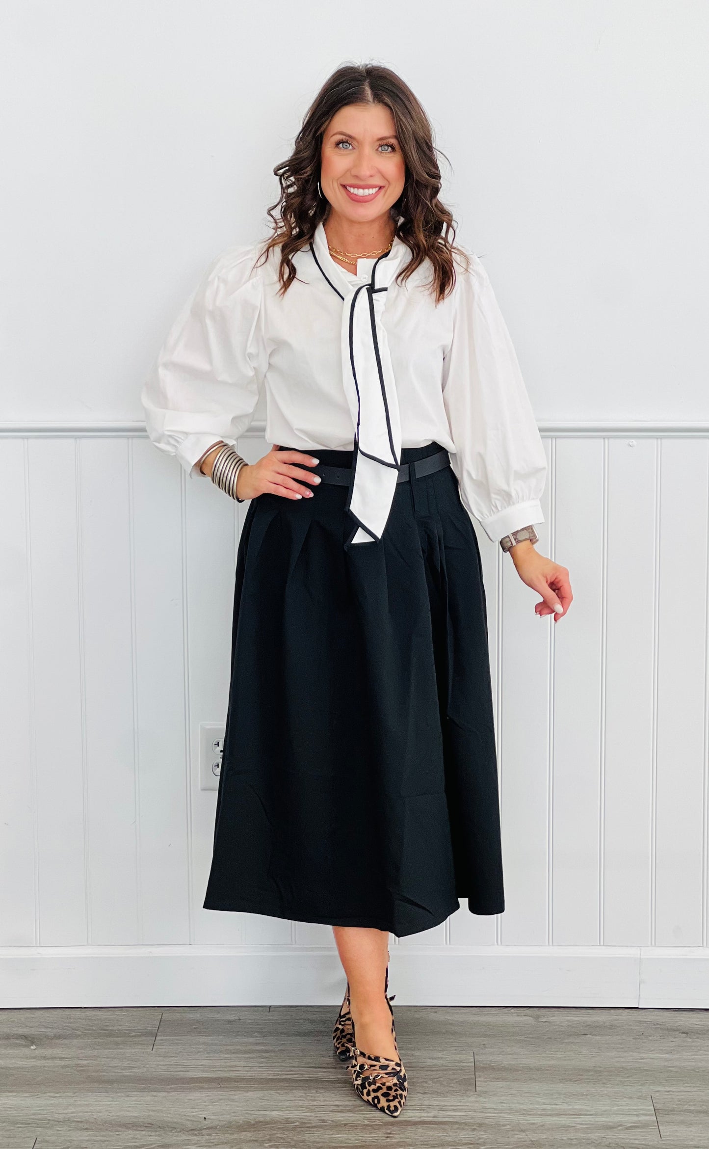 Black Pleated Belted Midi Skirt (Reg.)