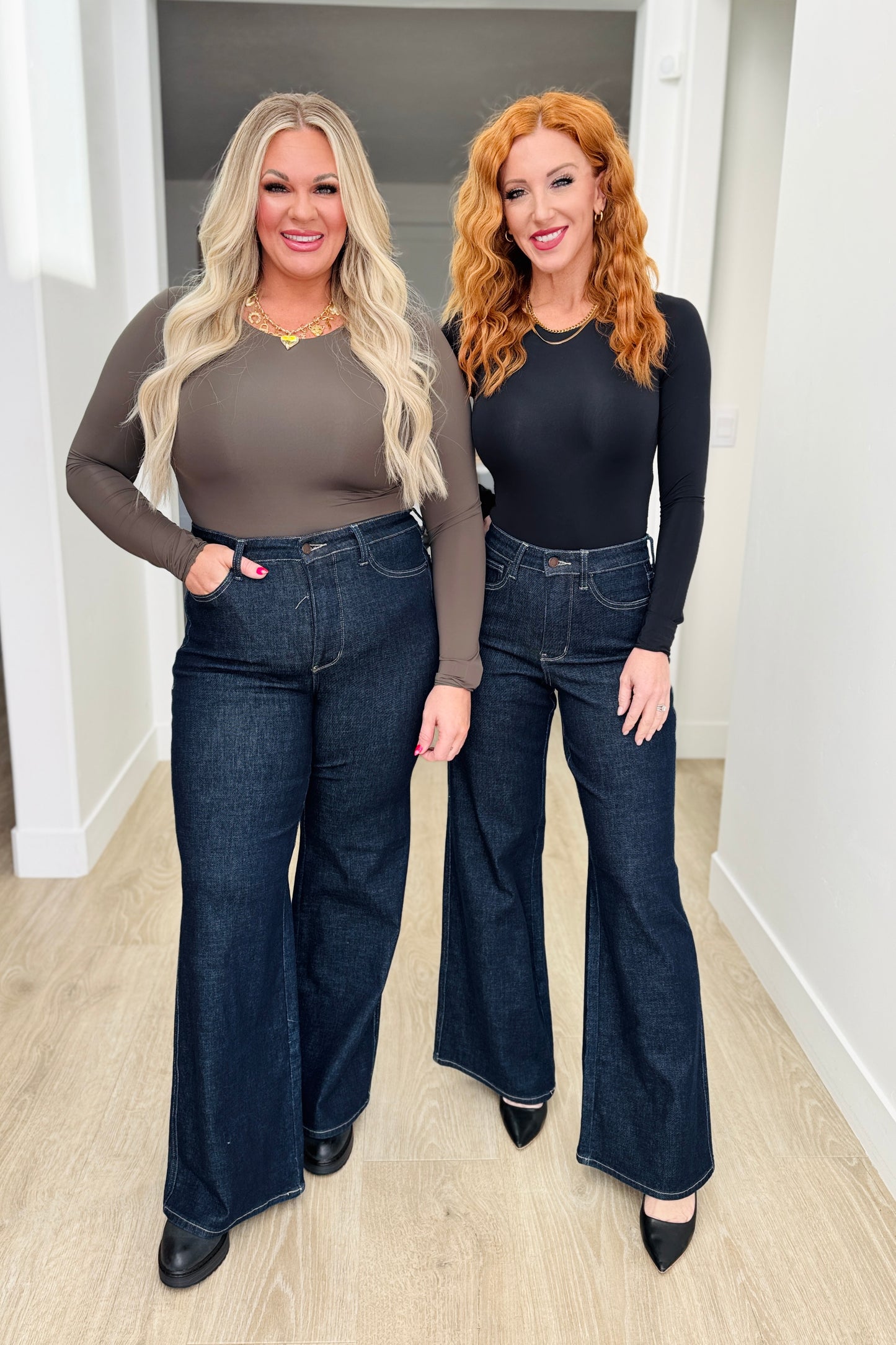 Judy Blue Retro Vibes Tummy Control Wide Leg Jeans (Reg. and Plus)