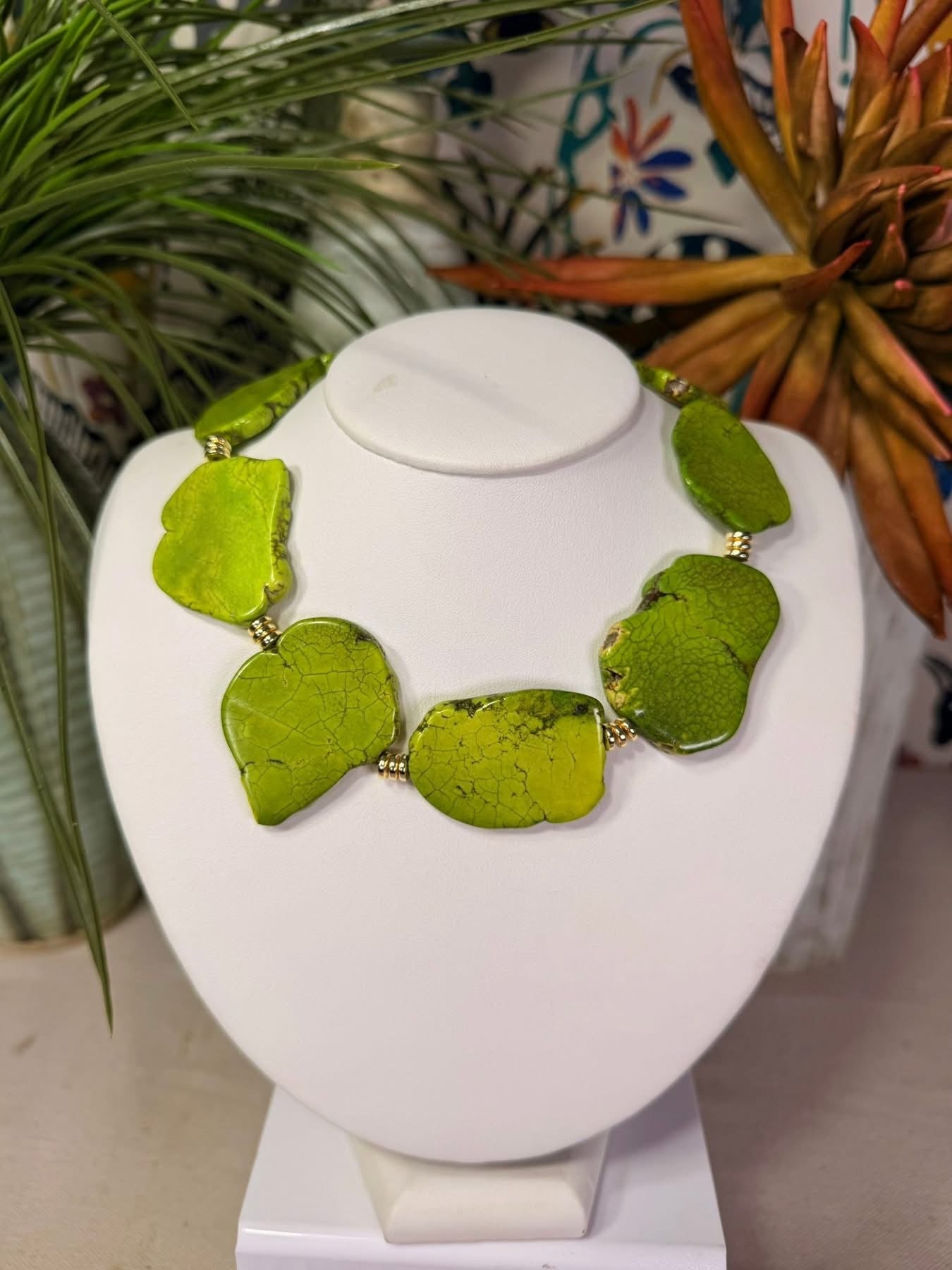 Jennifer Thames - Slab Necklace in Lime