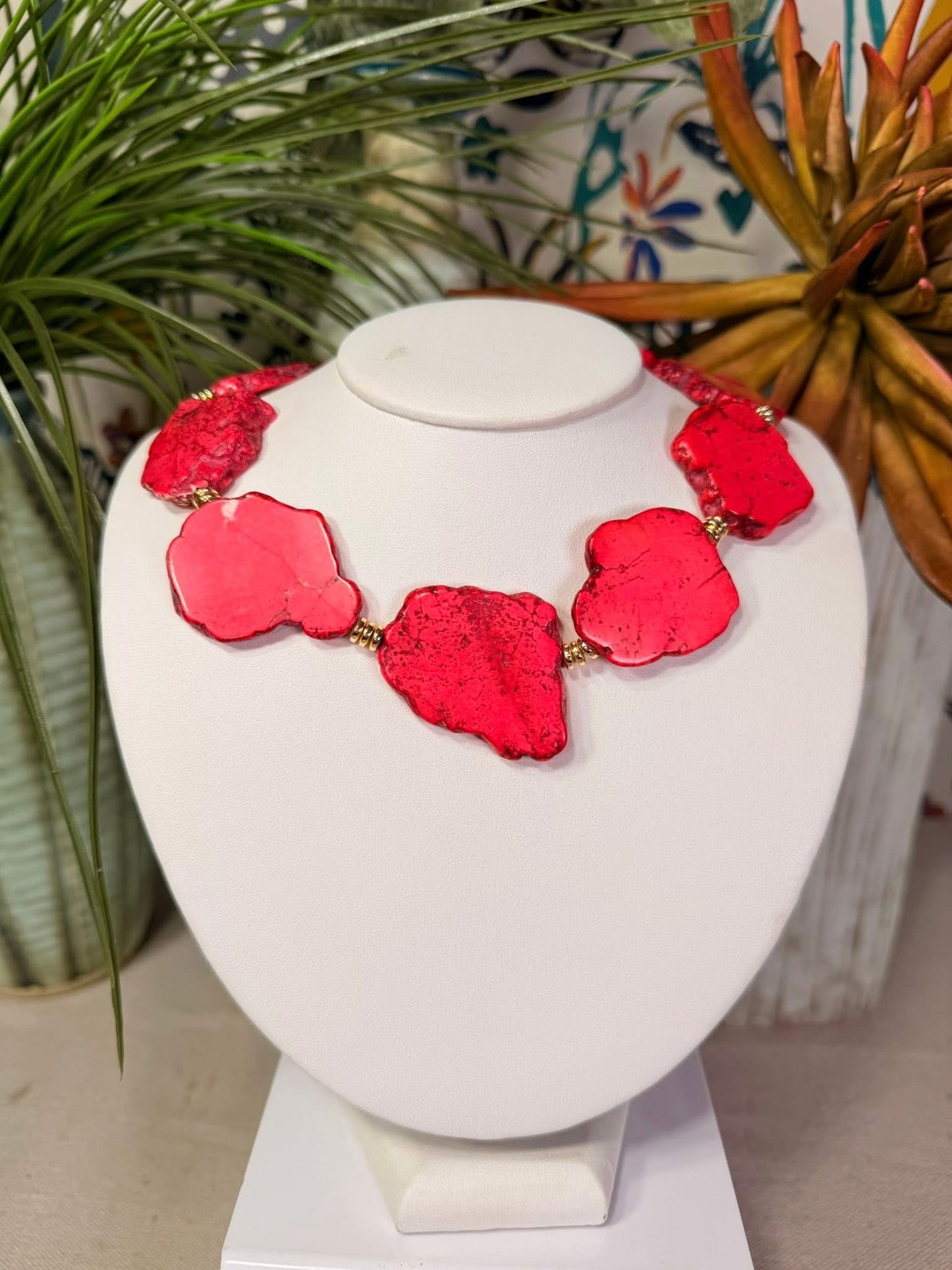 Jennifer Thames - Slab Necklace in Pink