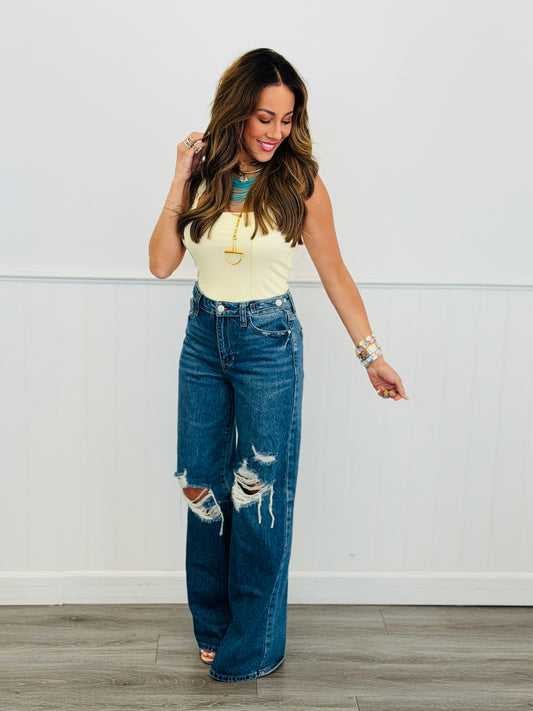 Judy Blue Downtown Darling Rigid Magic Straight Jeans (Reg. and Plus)