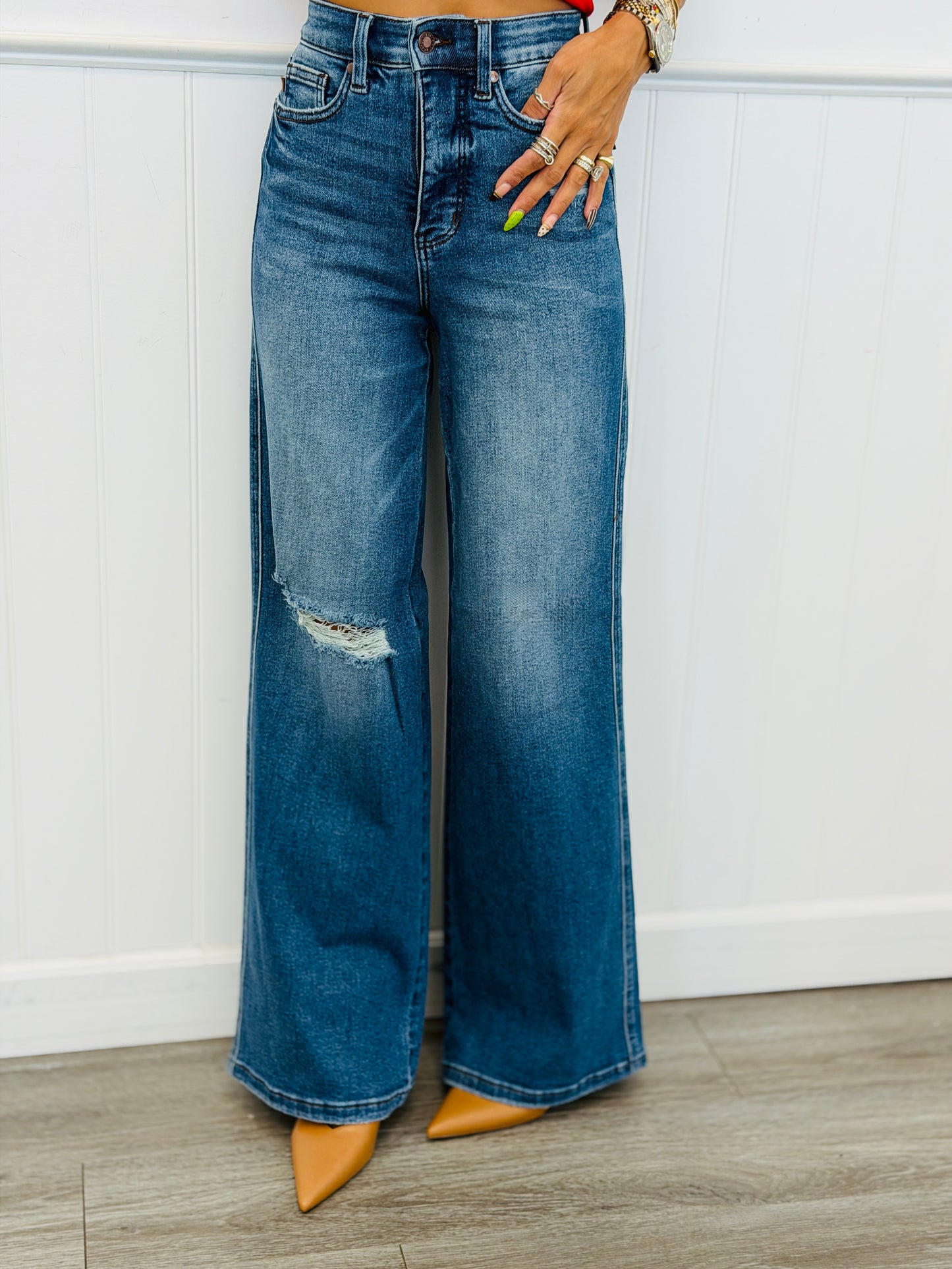 Judy Blue Tinsley Tummy Control Wide Leg  Jeans (Reg. and Plus)