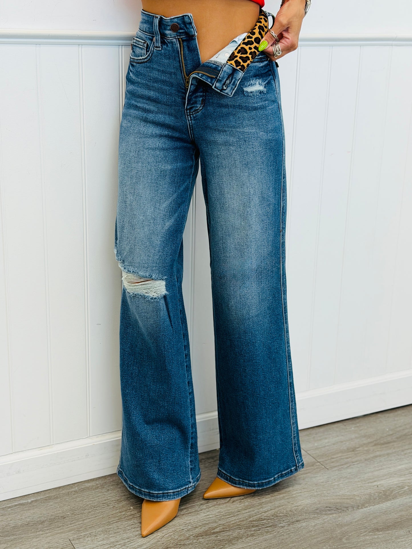 Judy Blue Tinsley Tummy Control Wide Leg  Jeans (Reg. and Plus)