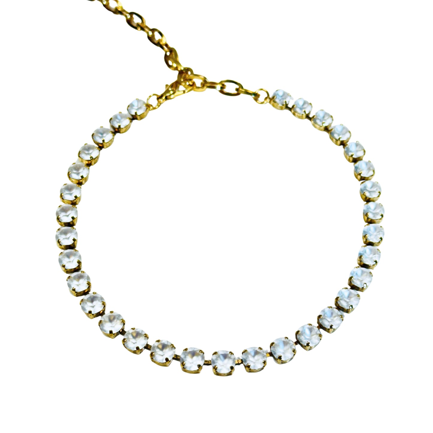 TOVA- The Oakland Necklace - White Matte