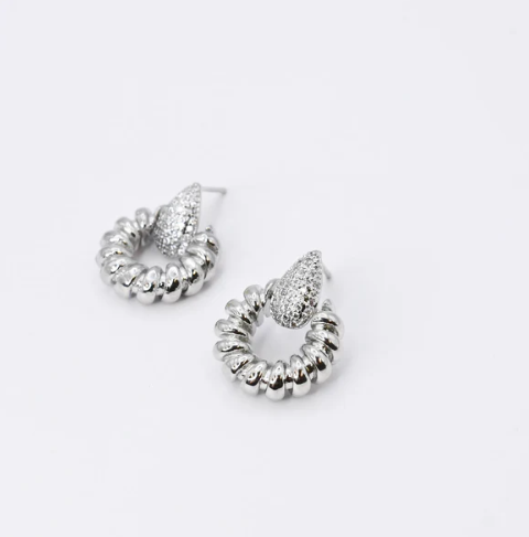 TJ - Anabeth Stud (2 Colors)