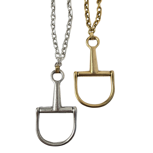 Yochi - The Daria Necklace on Chain (2 colors)