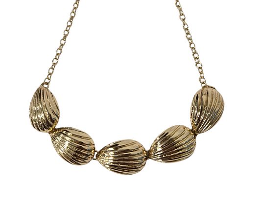 Golden Shells Necklace