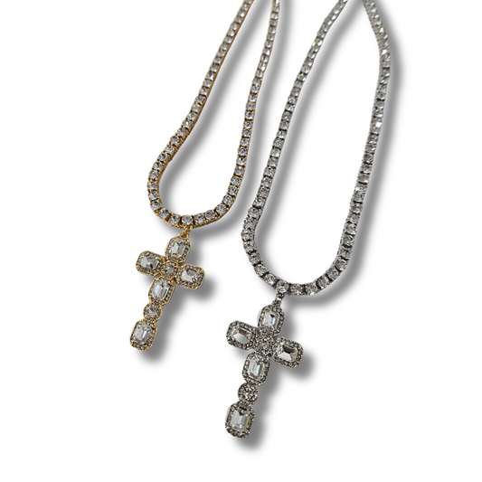 Heavenly Glam Cross Necklace (2 colors)