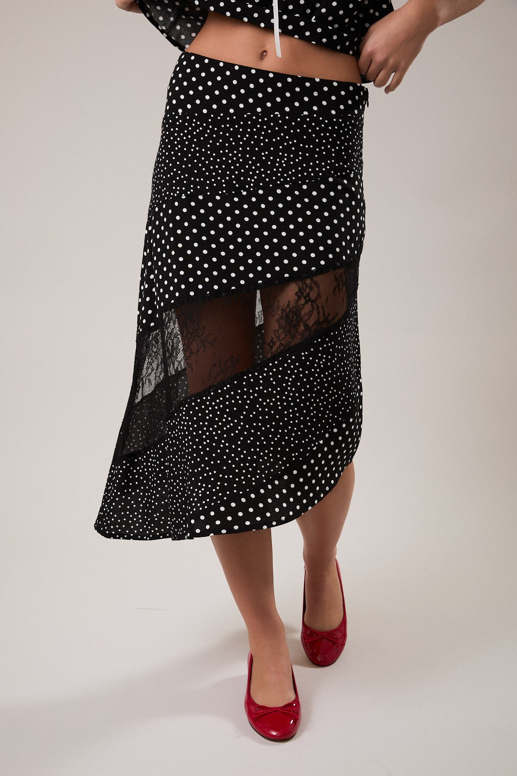 Black/White Polka Dot Asymmetric Midi Skirt (Reg.)