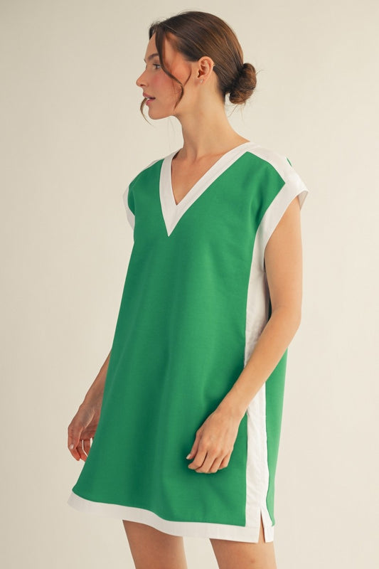 Green/White Contrast Casual Chic Mini Dress (Reg.)